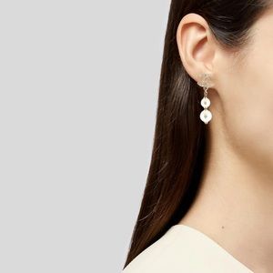 Chanel pearl drop earrings